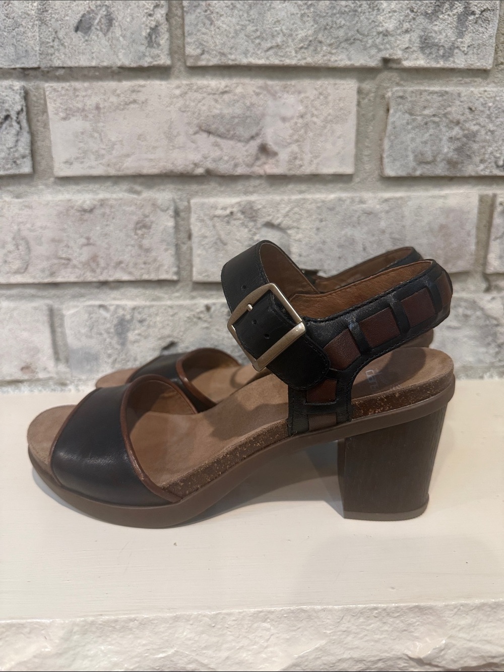 Dansko Debby Black leather Women's Sandals size 39
